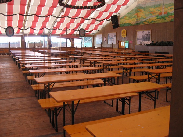 Bierzeltgarnituren1 Bierzeltgarnituren1